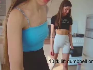 Freechat ihavepaws33 on Chaturbate