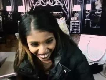 indiansexyslender4u2luv on Chaturbate 