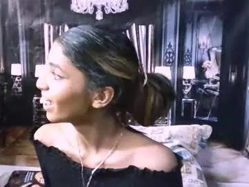 indiansexyslender4u2luv on Chaturbate 