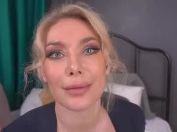 isadoradunkan on Chaturbate