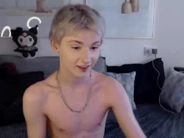 kessy_white on Chaturbate
