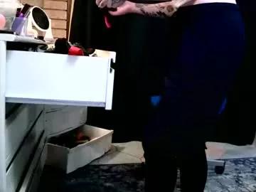 Freechat laylakills on Chaturbate