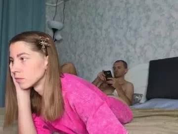 lisi4ka_basik33 on Chaturbate