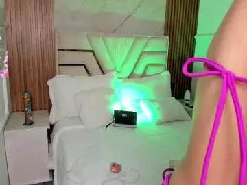 Freechat lolaangellx on Chaturbate