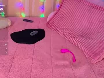 Freechat loolisweet on Chaturbate