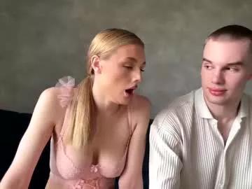 love_vibe on Chaturbate