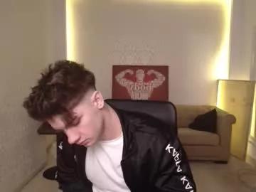 Freechat maxkaiden on Chaturbate