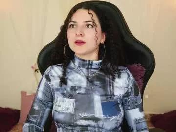 merida_bell18 on Chaturbate