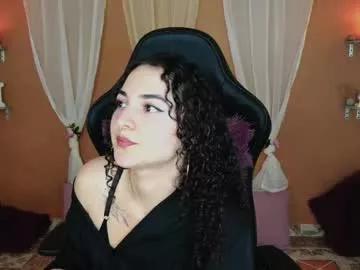 merida_bell18 on Chaturbate