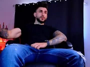 mightyaaron on Chaturbate