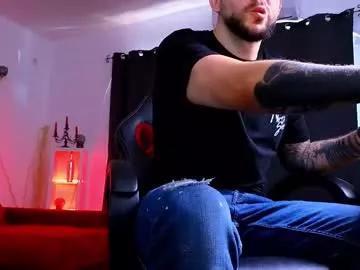 mightyaaron on Chaturbate