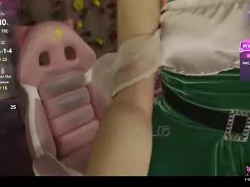 mollysb_05 on Chaturbate 