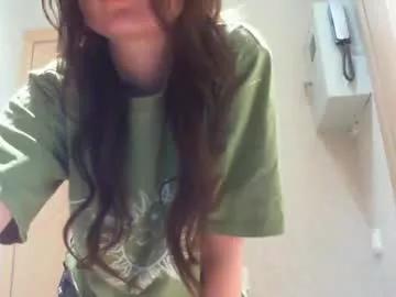momentbeforedown on Chaturbate 