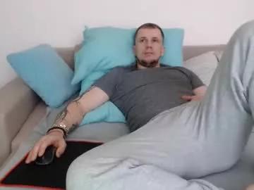 nikkiaadel on Chaturbate