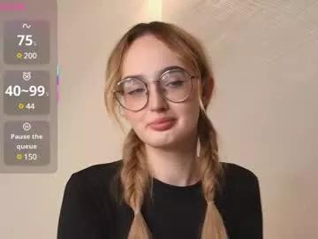 nikkiblys on Chaturbate 
