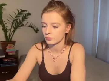 nura_foxx on Chaturbate
