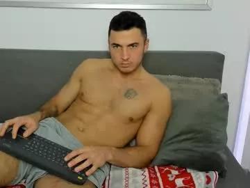 paulblack021 on Chaturbate