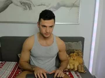 paulblack021 on Chaturbate