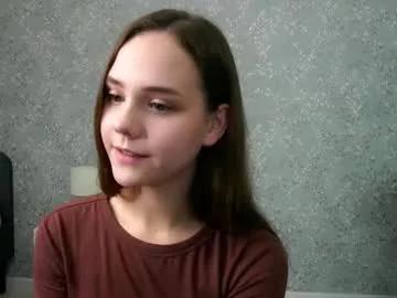 sara_whooops from Chaturbate