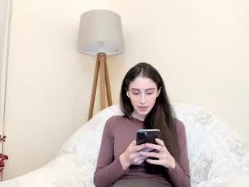 snowww_white on Chaturbate