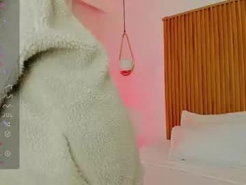 sophiecherry_ on Chaturbate