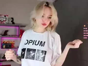 unknownstatus on Chaturbate