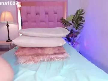 whiite_snow_ on Chaturbate 