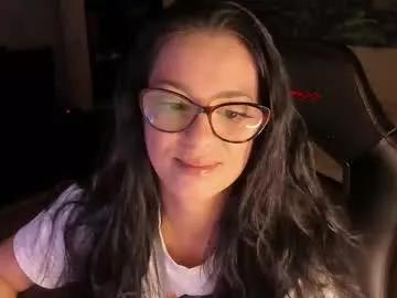 xlaracroftx on Chaturbate