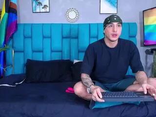 adam_nicolas on Flirt4Free 
