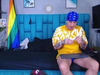 adam_nicolas on Flirt4Free 