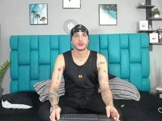 adam_nicolas on Flirt4Free 