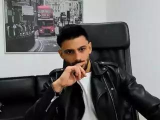 ares_fayne on Flirt4Free 