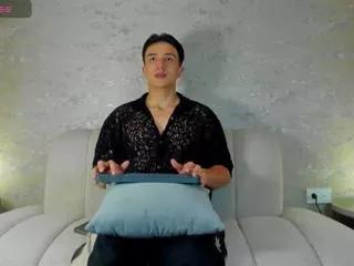 aslan_fox on Flirt4Free 