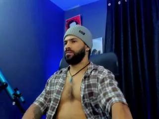 leo_diaz on Flirt4Free 