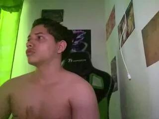 levi_straus on Flirt4Free 