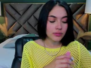mia_elowen on Flirt4Free 