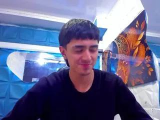 nathan_maxime on Flirt4Free 