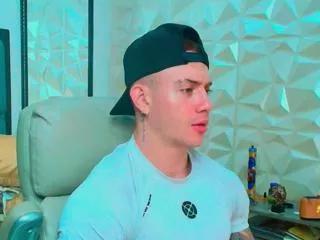 paul_thompson on Flirt4Free 