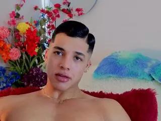 troye_williams on Flirt4Free 