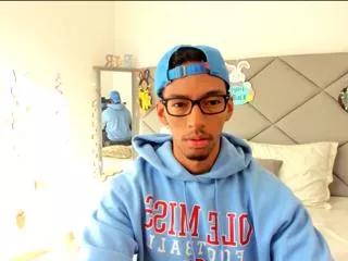 tylor_jess on Flirt4Free 