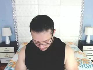 william_jhones on Flirt4Free 