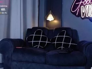 zara_owens on Flirt4Free 