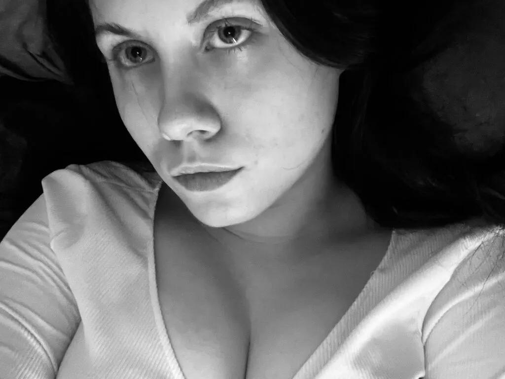 Offline BelaWink on LiveJasmin