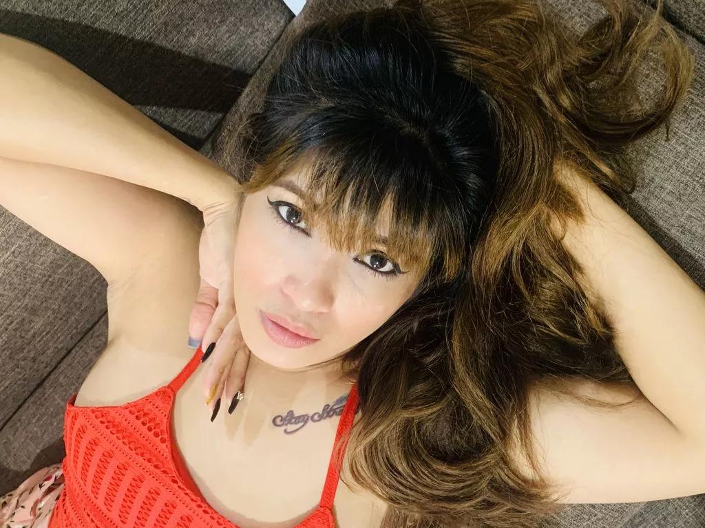 BellaWinter on LiveJasmin