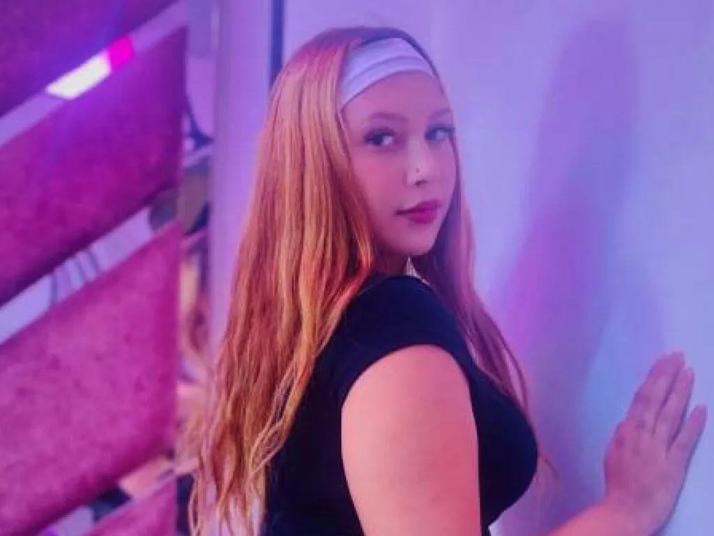 DulceeCherry on LiveJasmin 
