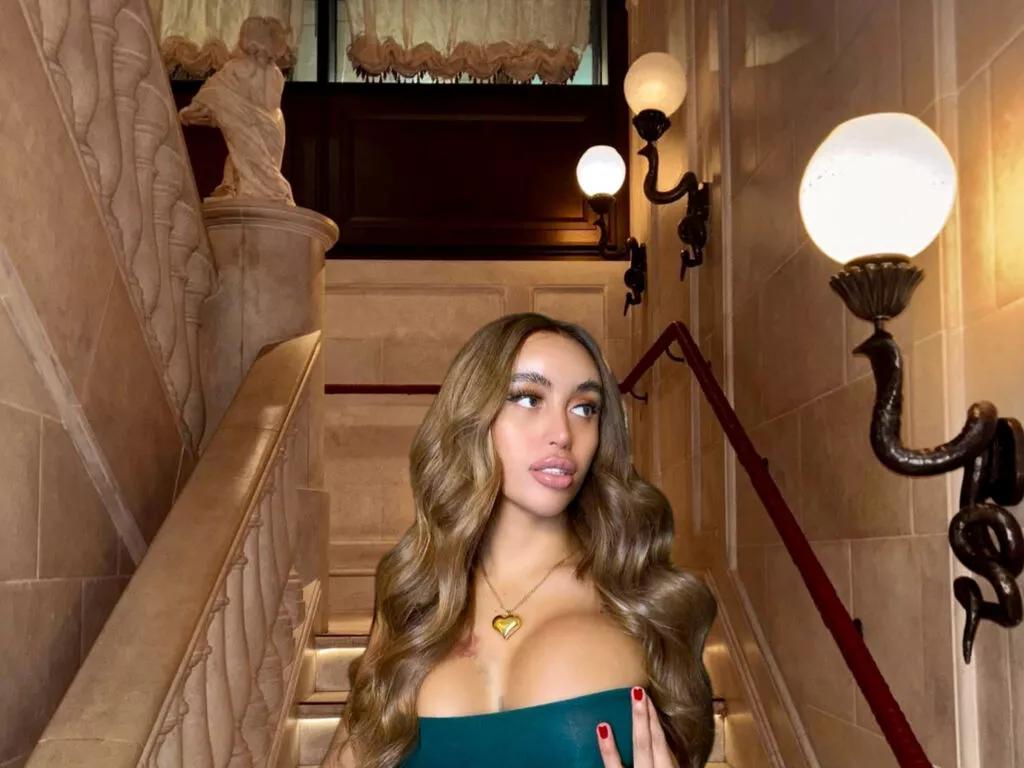 KatalunaSebastan on LiveJasmin