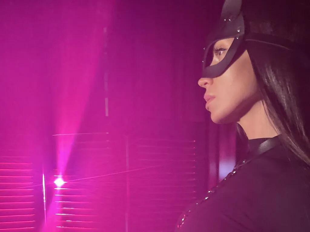 Offline LeilaNyman on LiveJasmin