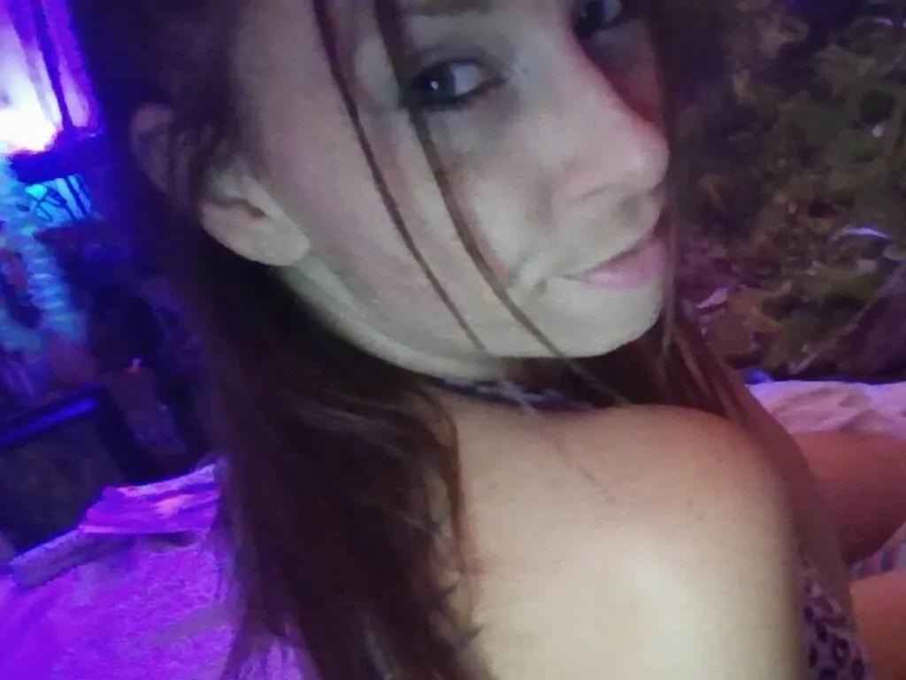 MollyDevine on LiveJasmin