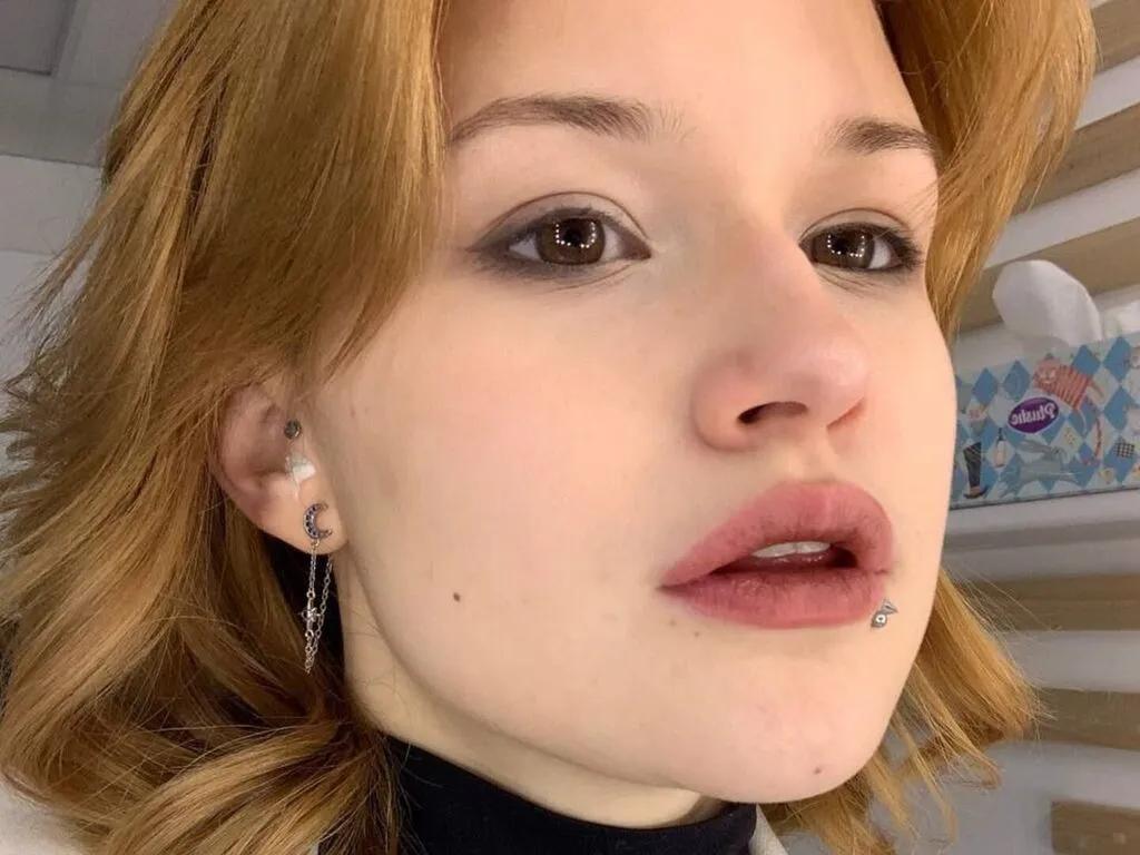 Offline NishaRayo on LiveJasmin