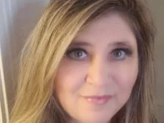 AvaBlake18 on Streamate 